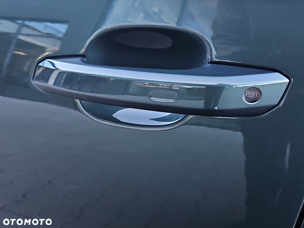 Audi A4 Limousine - 18