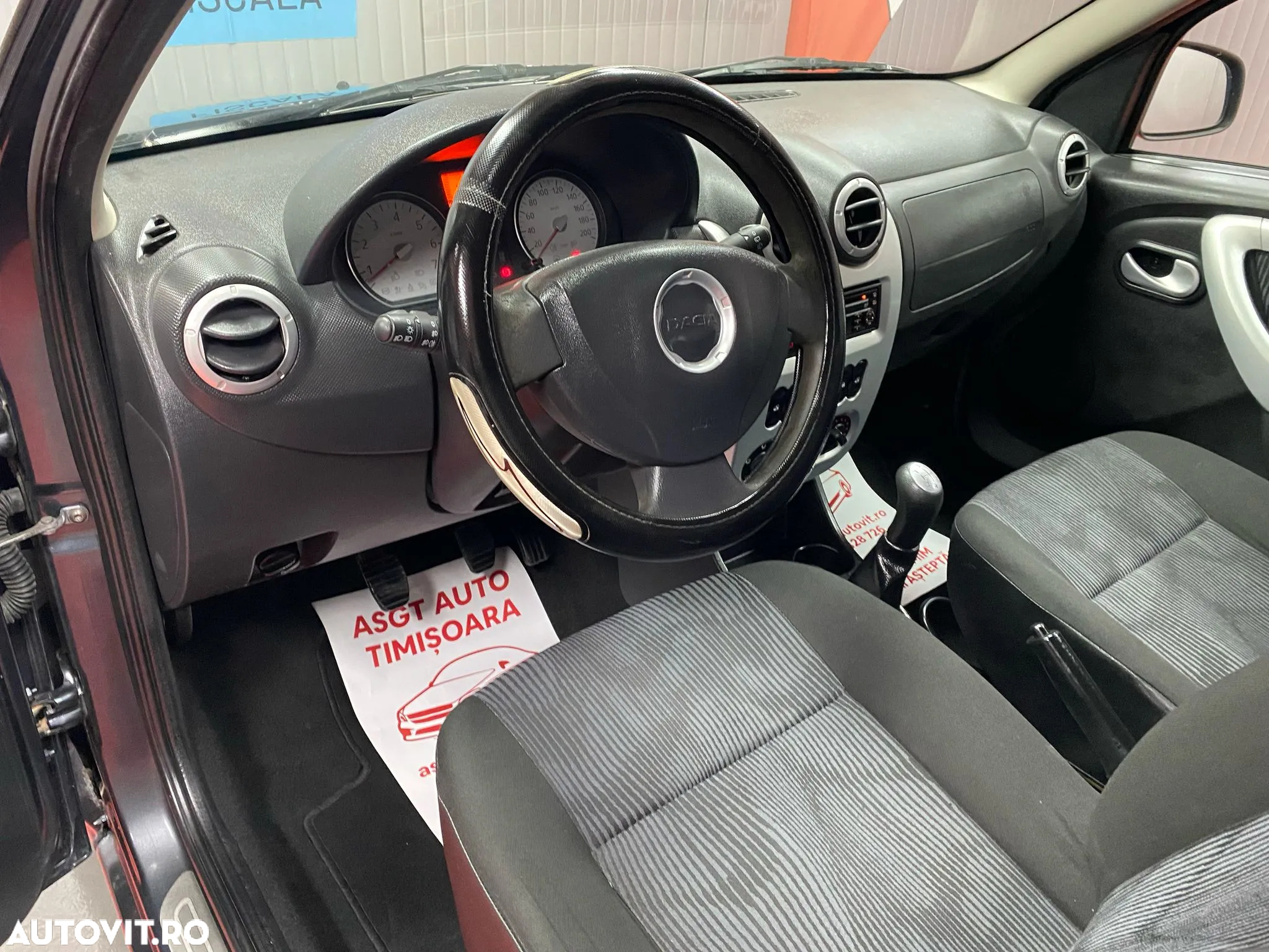 Dacia Sandero - 9