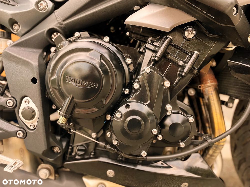 Triumph Street Triple - 9