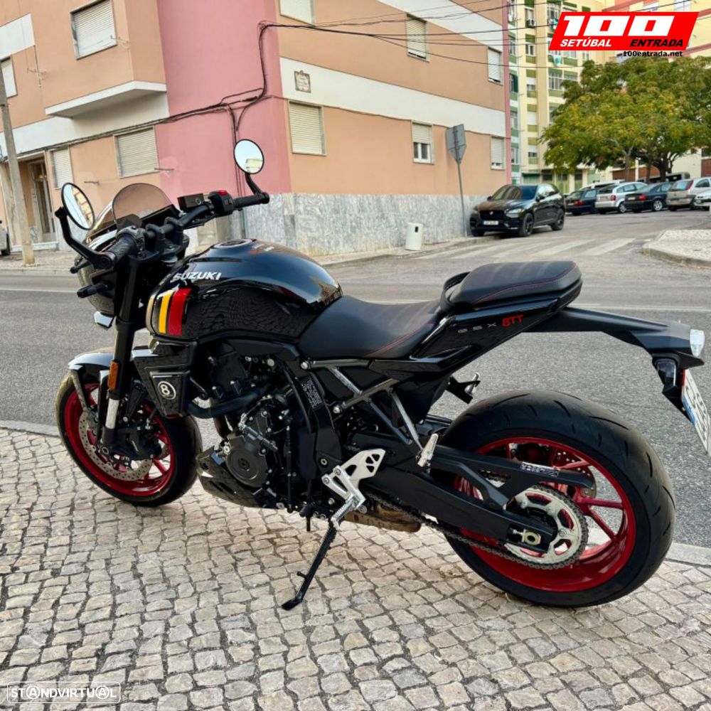 Suzuki GSX 800 S - 24