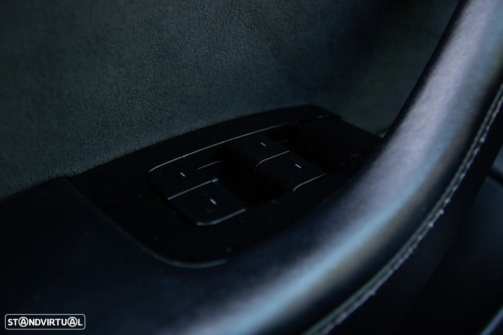 Tesla Model 3 Standard Range Plus RWD - 24