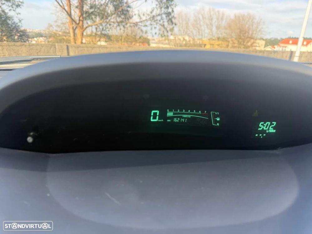 Toyota Yaris 1.0 VVT-i - 21