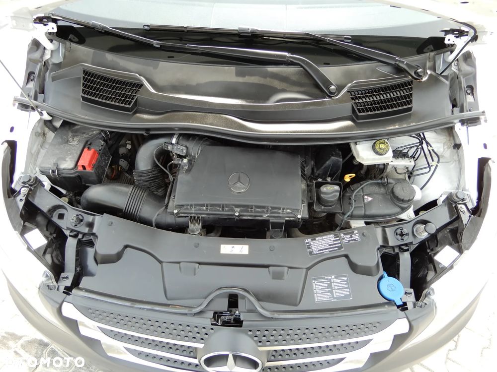 Mercedes-Benz VITO 114 CDI KERSTNER -20 st. C LONG Długi L2 Model W447 Silnik 2.2 CDI 136 KM Serwis ASO Do Ostatniego Kilometra Stan Jak Nowy UNIKAT - 13