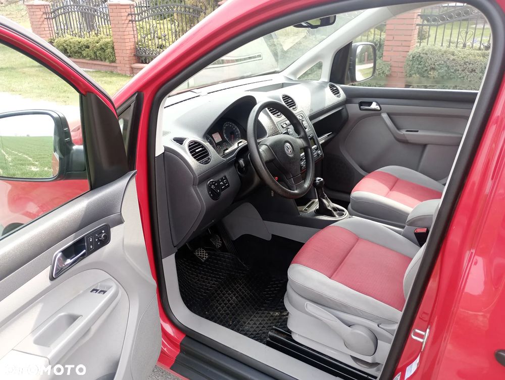 Volkswagen Caddy 1.6 Life (7-Si.) - 5