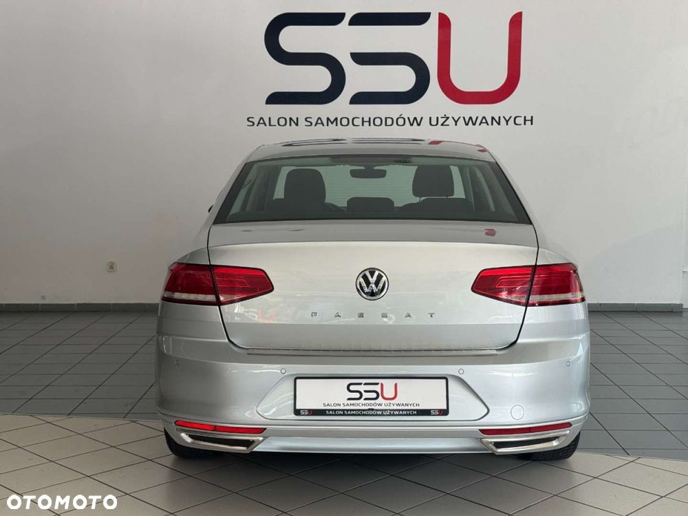 Volkswagen Passat 1.6 TDI BMT Comfortline - 14