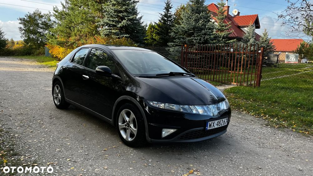Honda Civic 1.8 Comfort - 11