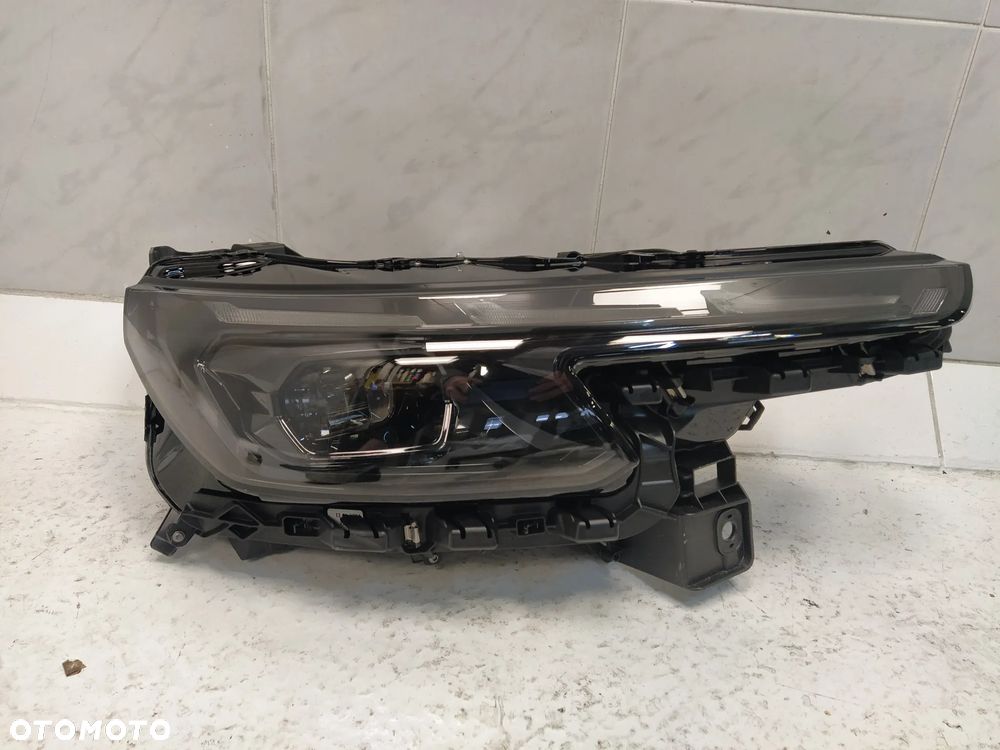 ALFA ROMEO JUNIOR MILANO LAMPA LAMPY REFLEKTOR REFLEKTORY PRZÓD LEWA PRAWA BASE LED PRZETWORNICE ŚRODEK CZARNY POŁSYK KOMPLETNE NOWE ORYGINAŁ - 3