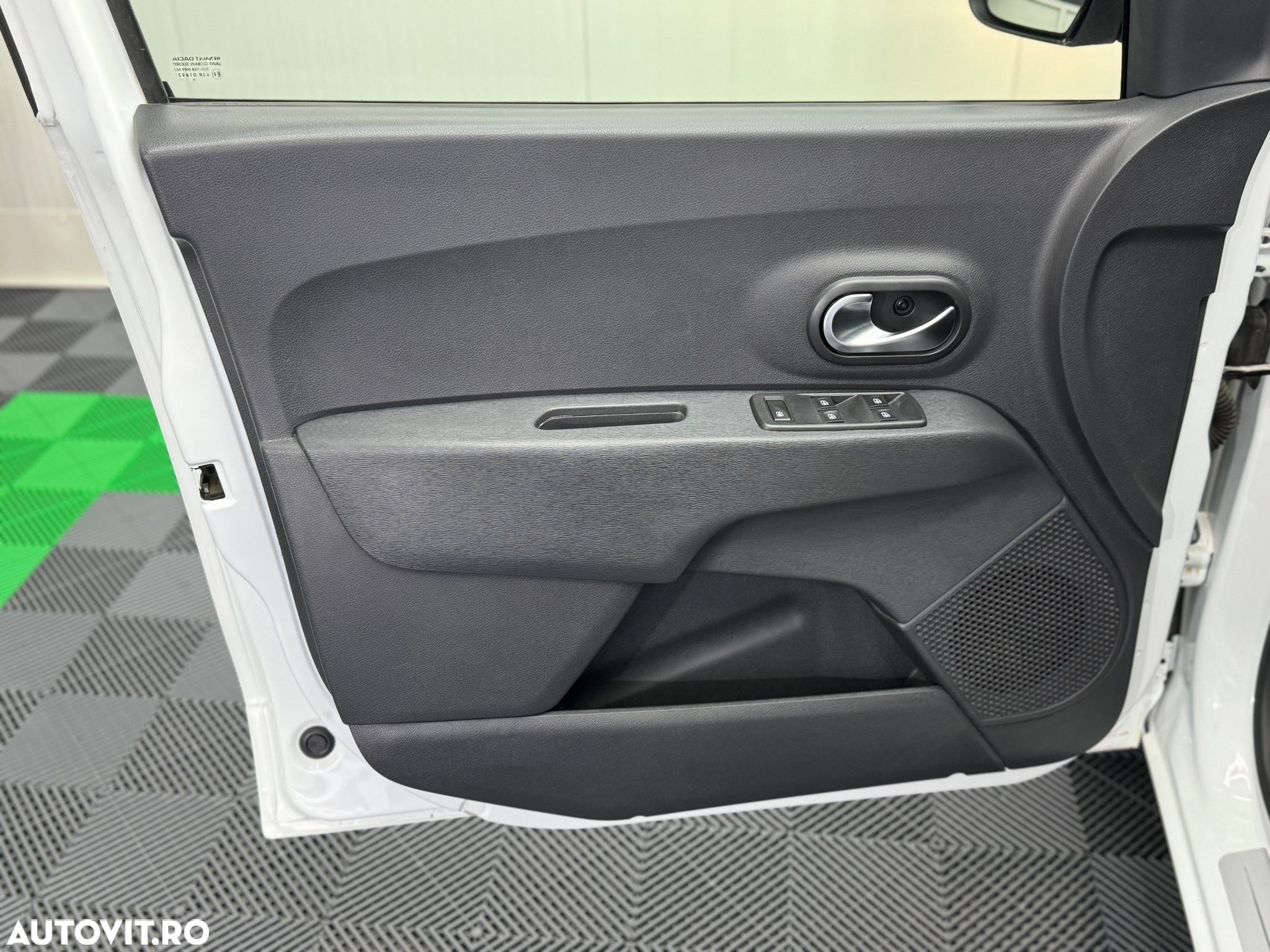 Dacia Lodgy 1.5 Blue dCi SL Techroad - 19