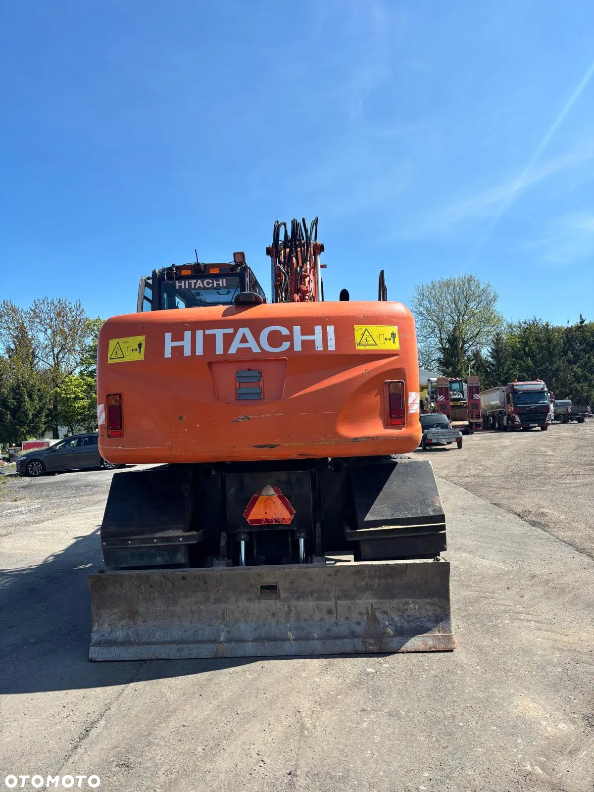 Hitachi ZX140W - 3