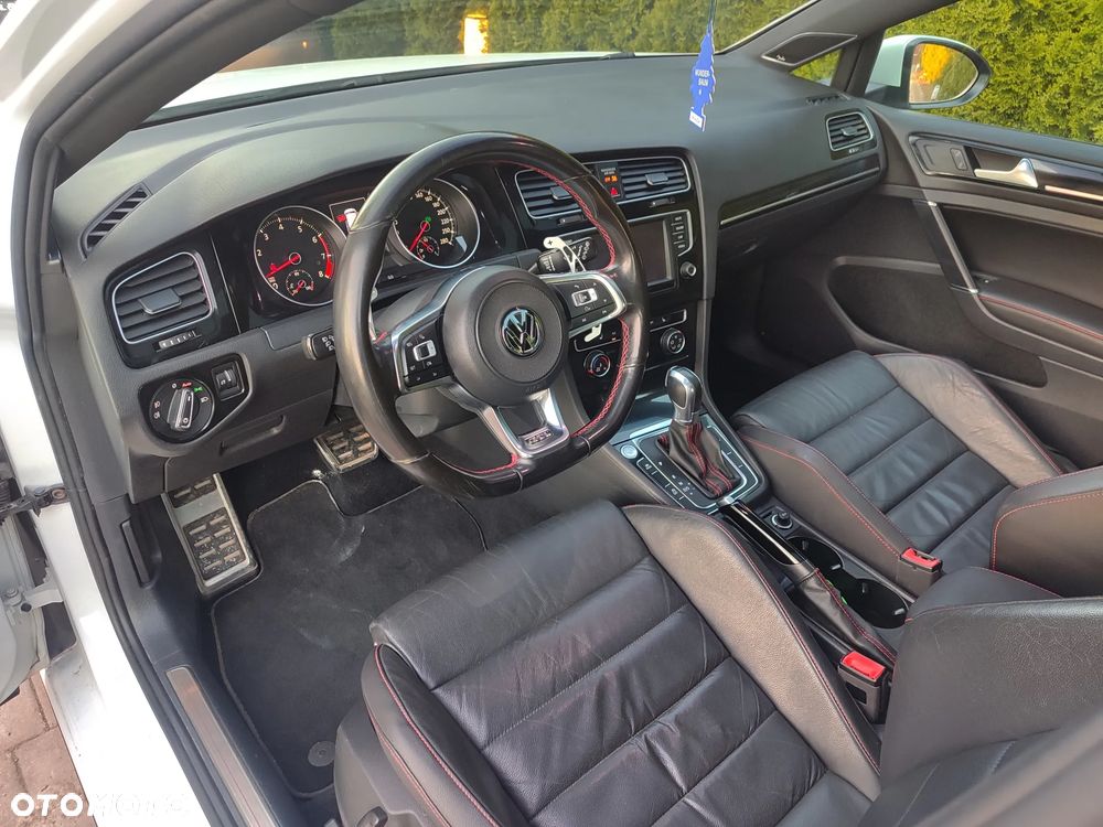 Volkswagen Golf GTI (BlueMotion Technology) DSG - 9
