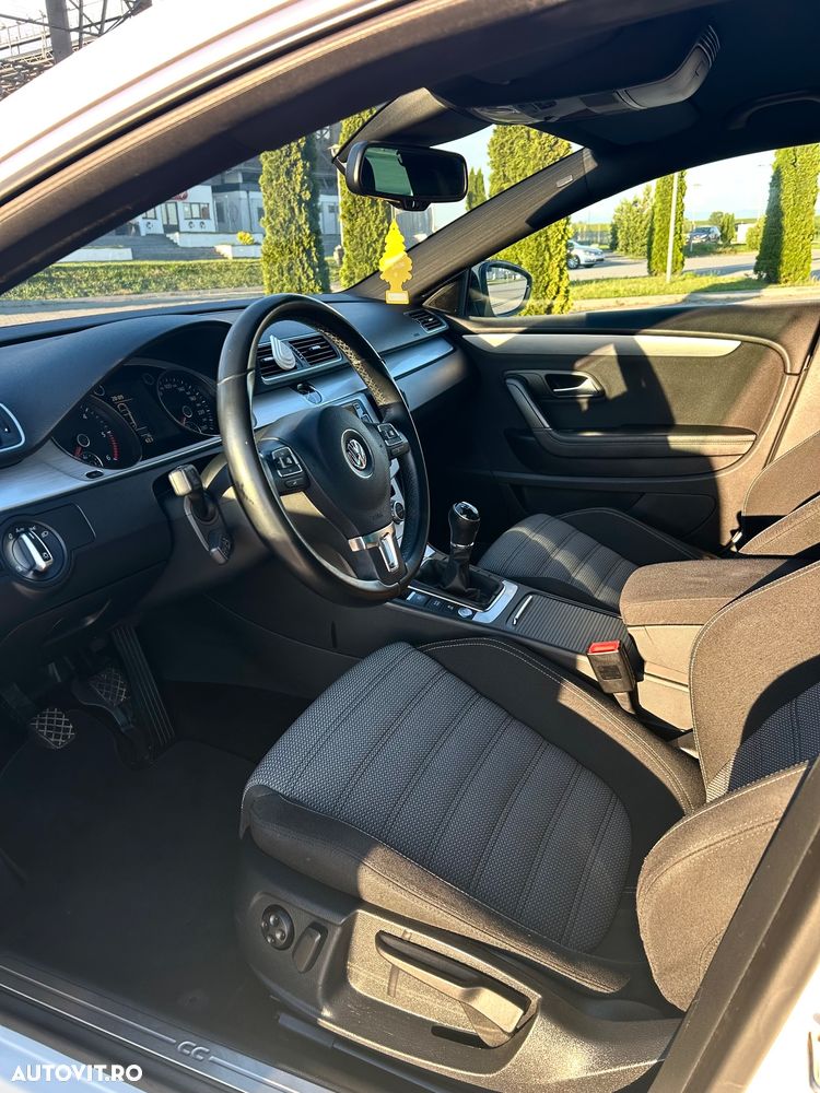 Volkswagen Passat CC 2.0 TDI BMT - 23