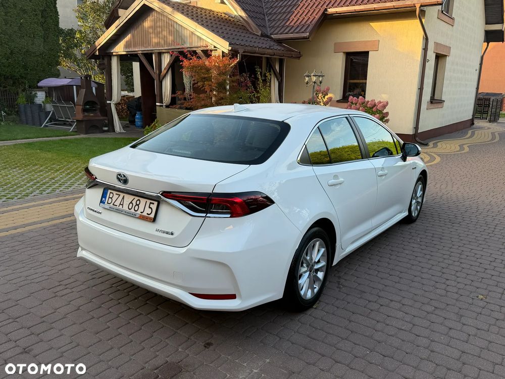 Toyota Corolla - 13