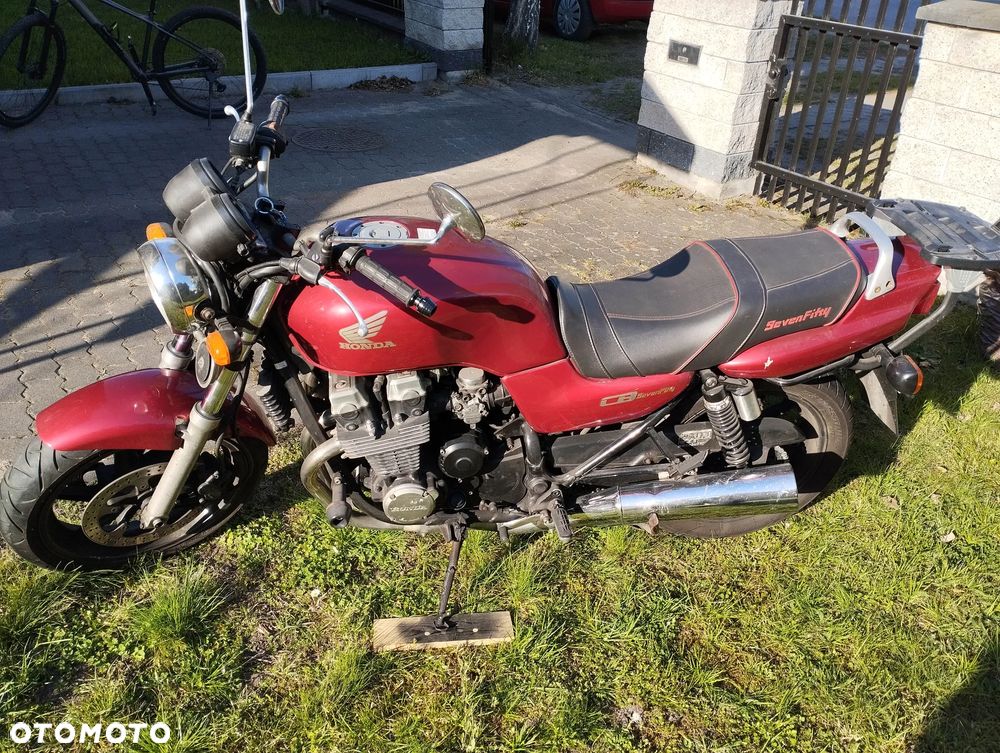 Honda CB - 3