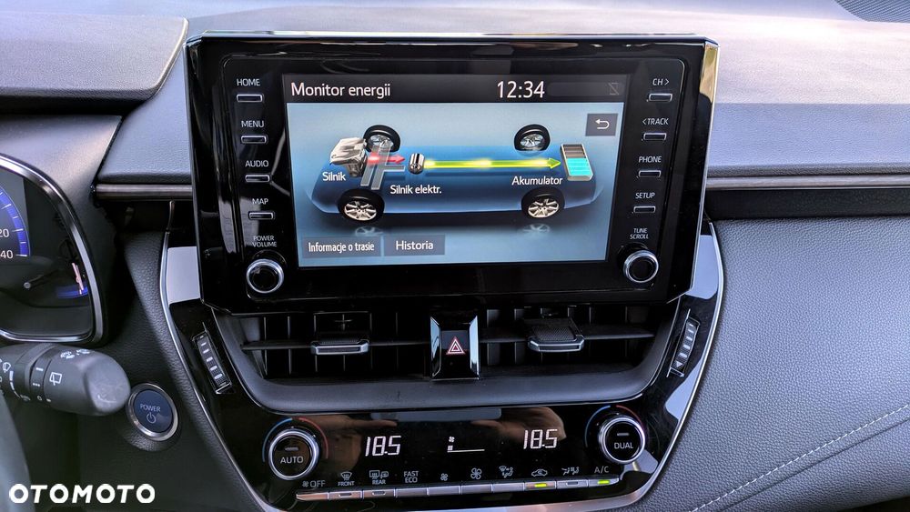 Toyota Corolla 2.0 Hybrid Trek - 16