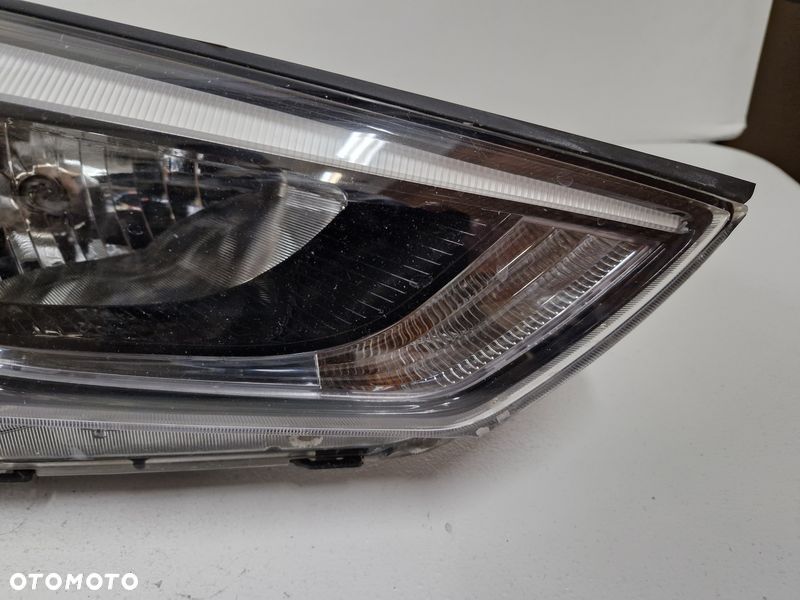 HYUNDAI TUCSON III LAMPA PRAWY PRZÓD PRAWA PRZEDNIA REFLEKTOR LED UK 92102-D7210 - 3