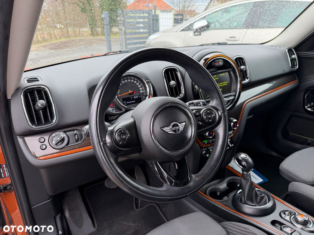 MINI Countryman Cooper D - 25