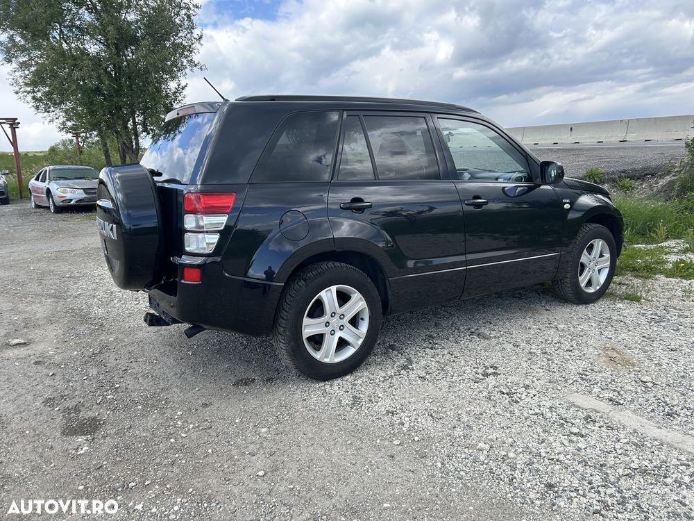 Suzuki Grand Vitara 1.9 DDiS Comfort DPF - 6