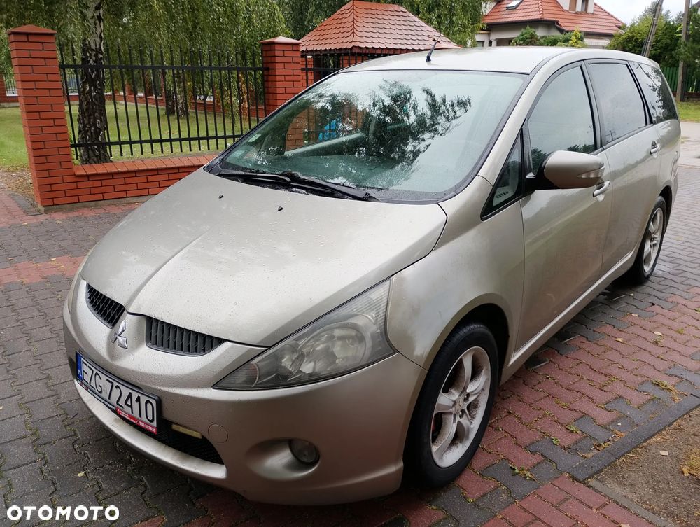 Mitsubishi Grandis 2.0 DI-D 7-Sitzer Intense - 9