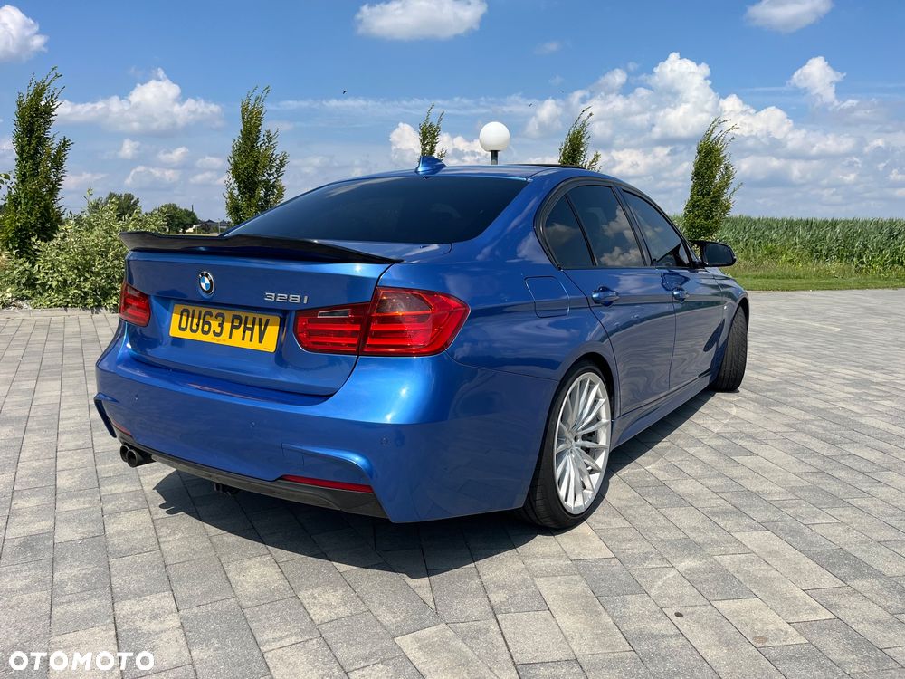 BMW Seria 3 328i M Sport - 4