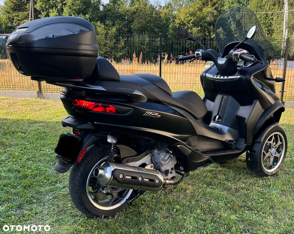Piaggio MP-3 - 3