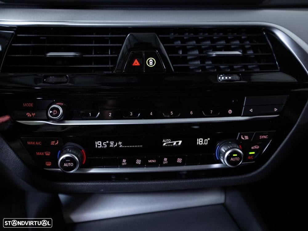 BMW 520 d Auto - 21