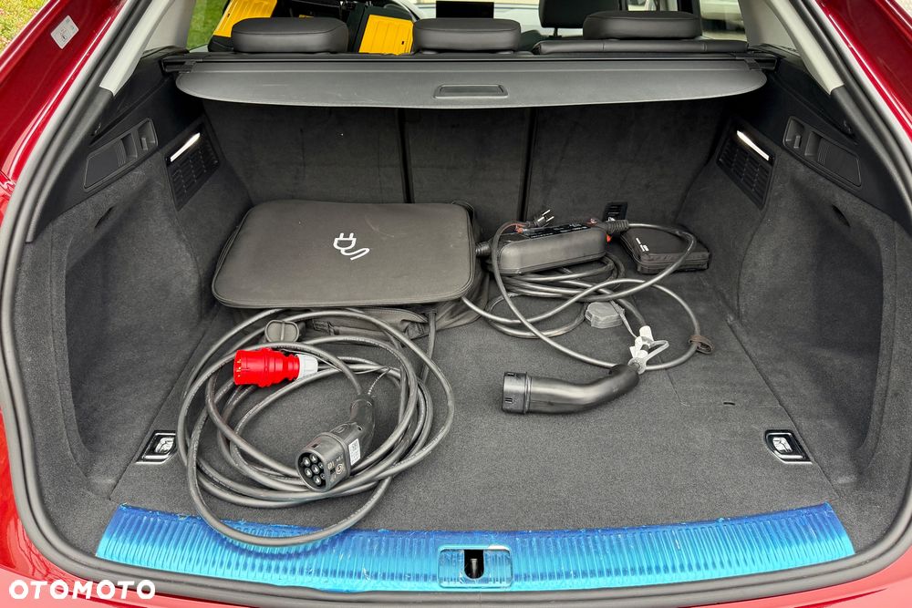 Audi Q5 50 TFSI e Quattro S tronic - 28