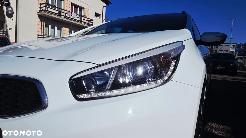 Kia Ceed 1.6 GDI XL - 22