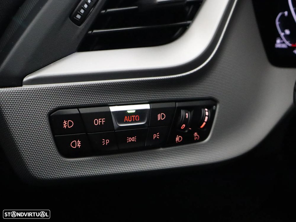 BMW 116 d Auto - 25