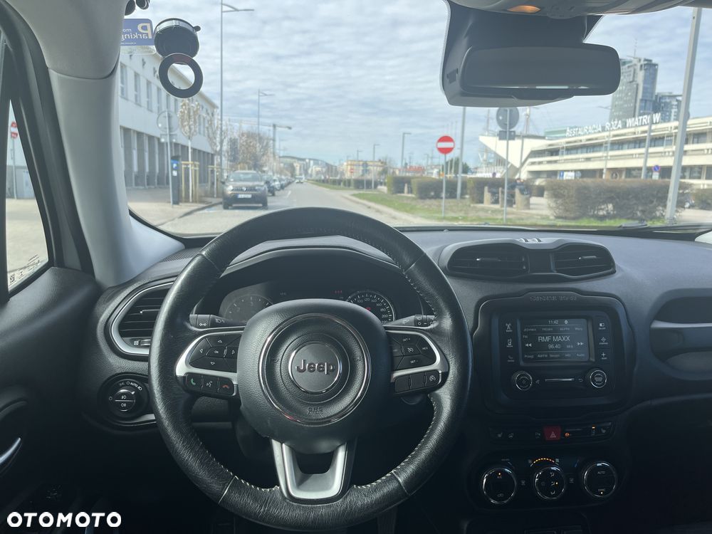 Jeep Renegade - 11