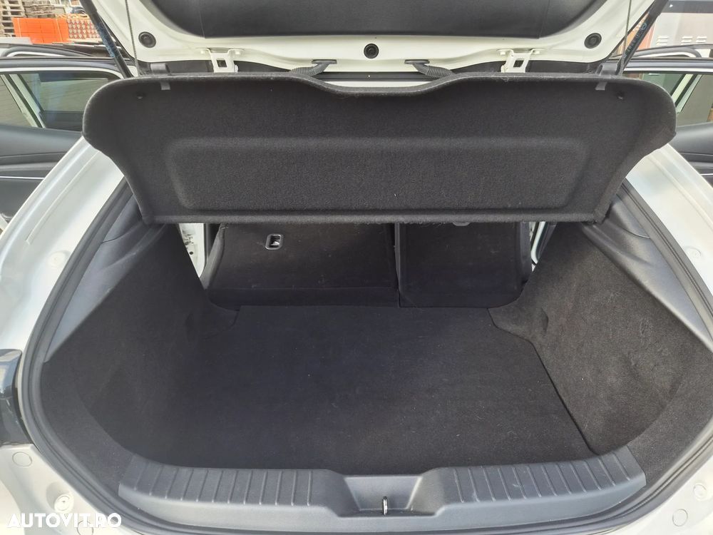 Mazda 3 G150 AT MHEV Plus - 17