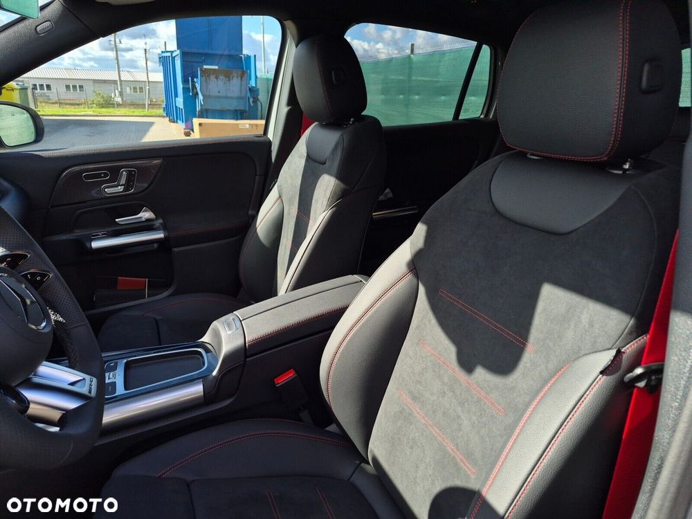 Mercedes-Benz GLA AMG 35 mHEV 4-Matic 8G-DCT - 25