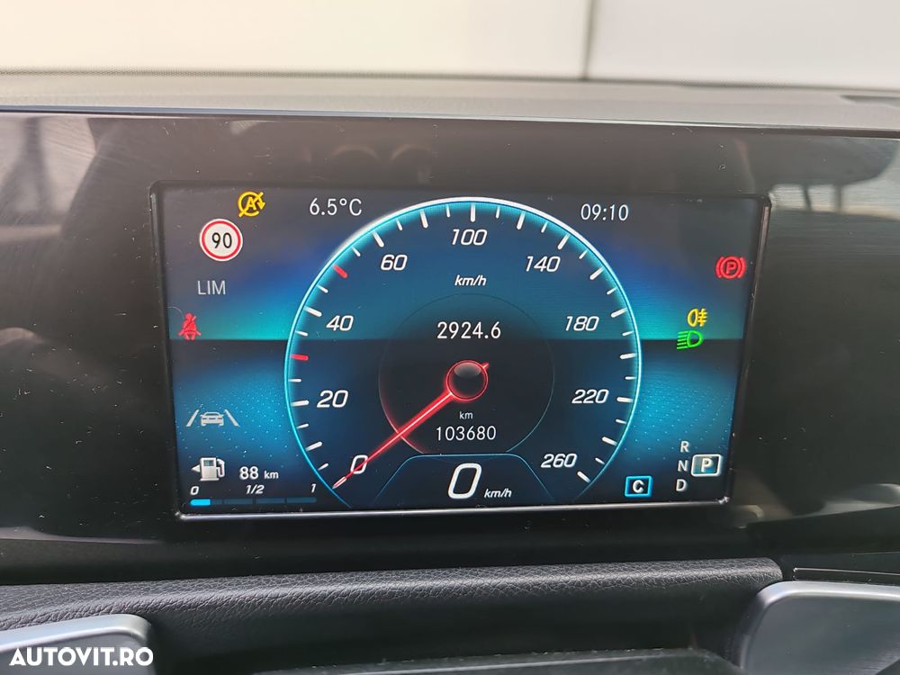 Mercedes-Benz GLB 250 4MATIC Aut. - 12