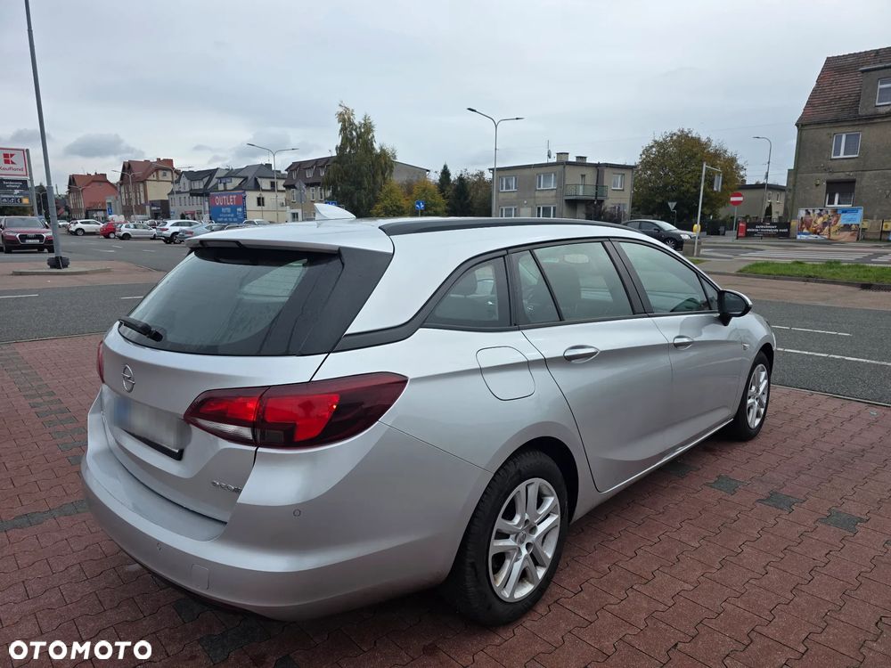 Opel Astra 1.6 CDTI Sports Tourer Active - 4