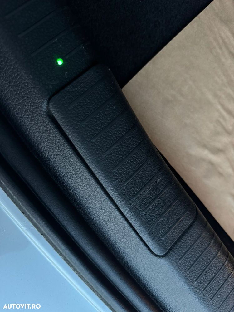 Volkswagen Golf 2.0 TDI DSG GTD - 30