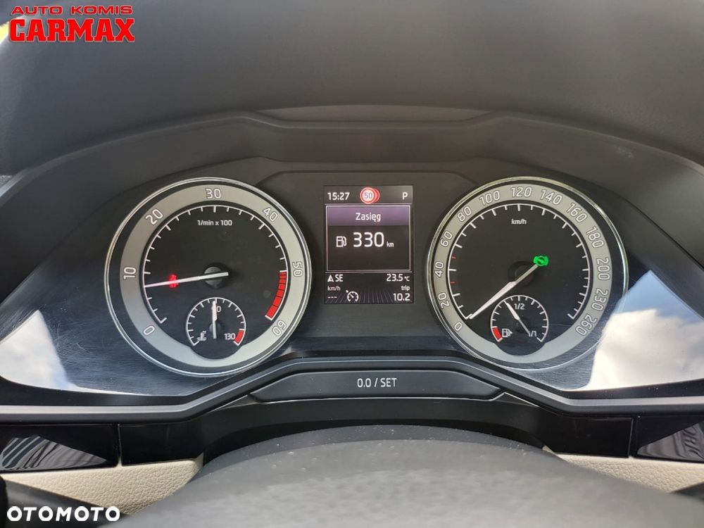 Skoda Superb Combi 2.0 TDI DSG L&K - 12
