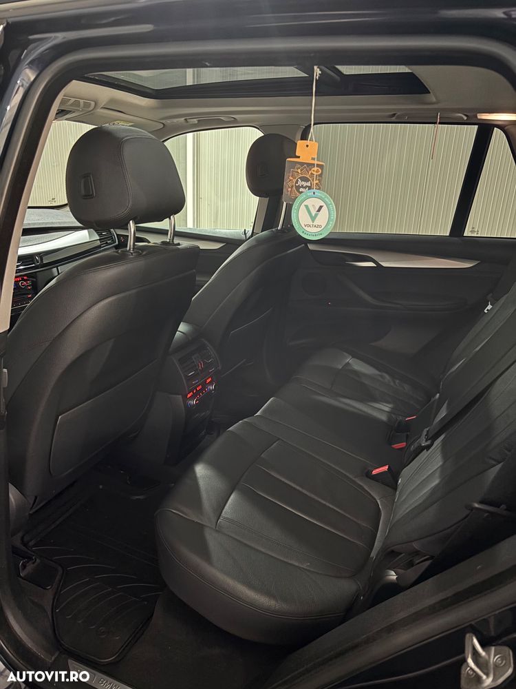 BMW X5 xDrive30d - 14