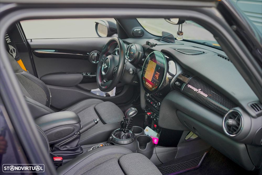MINI 5 Portas Cooper S Aut. - 4