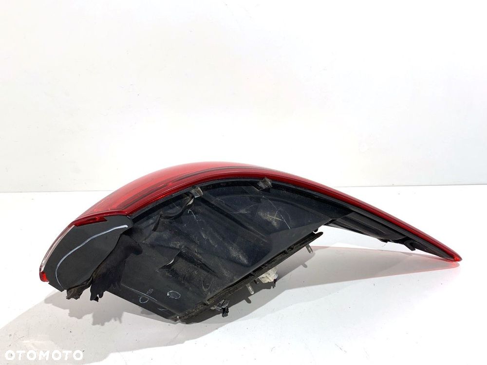 LAMPA LEWY TYŁ  MAZDA 6 sedan (GJ, GL) 2012 - 2022 2.5 (GJ5FP) 141 kW [192 KM] benzyna 2013 - 2022 - 2