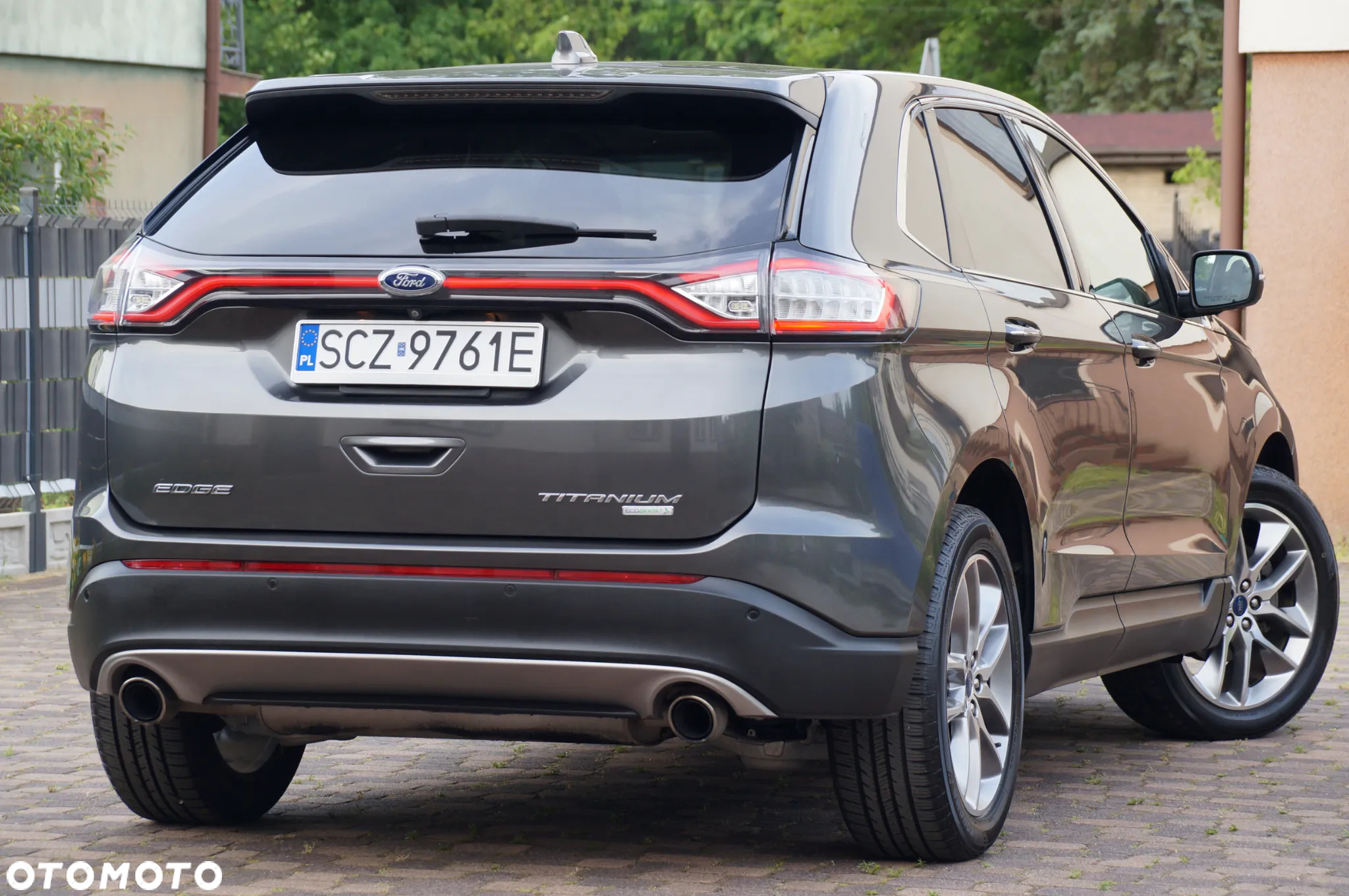 Ford Edge - 8