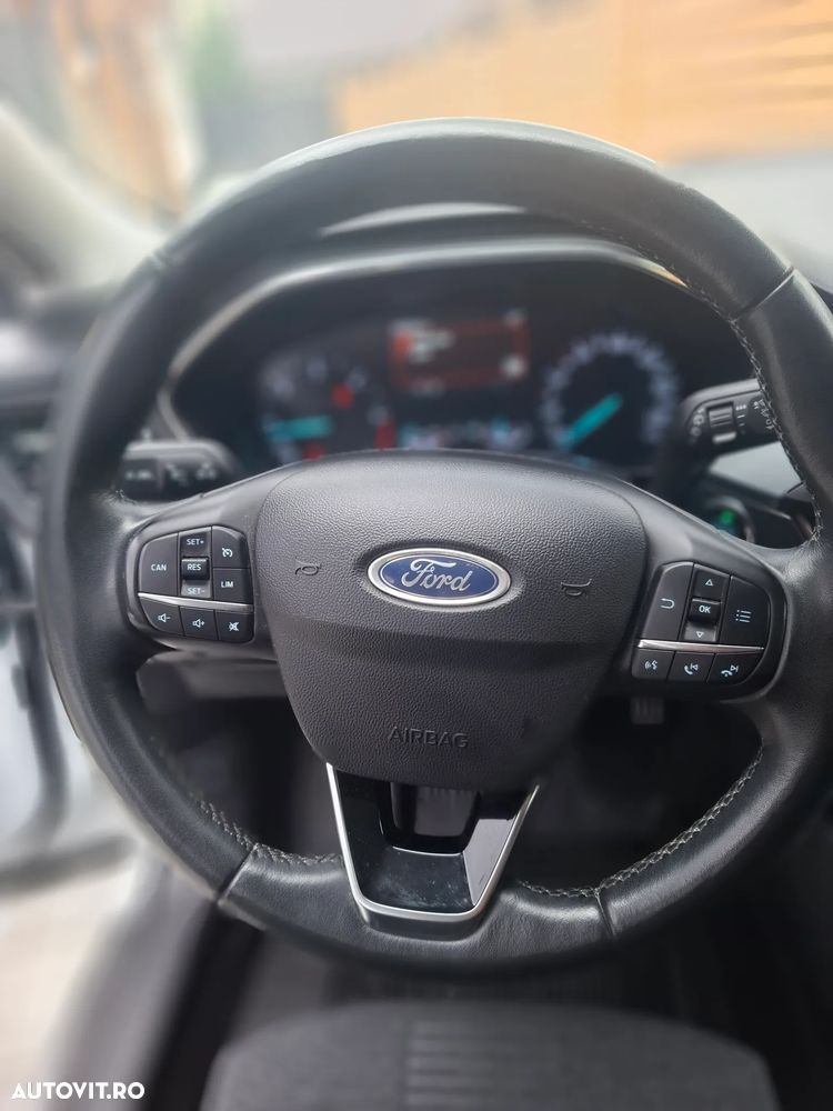 FORD Focus 2020 — imagine 9