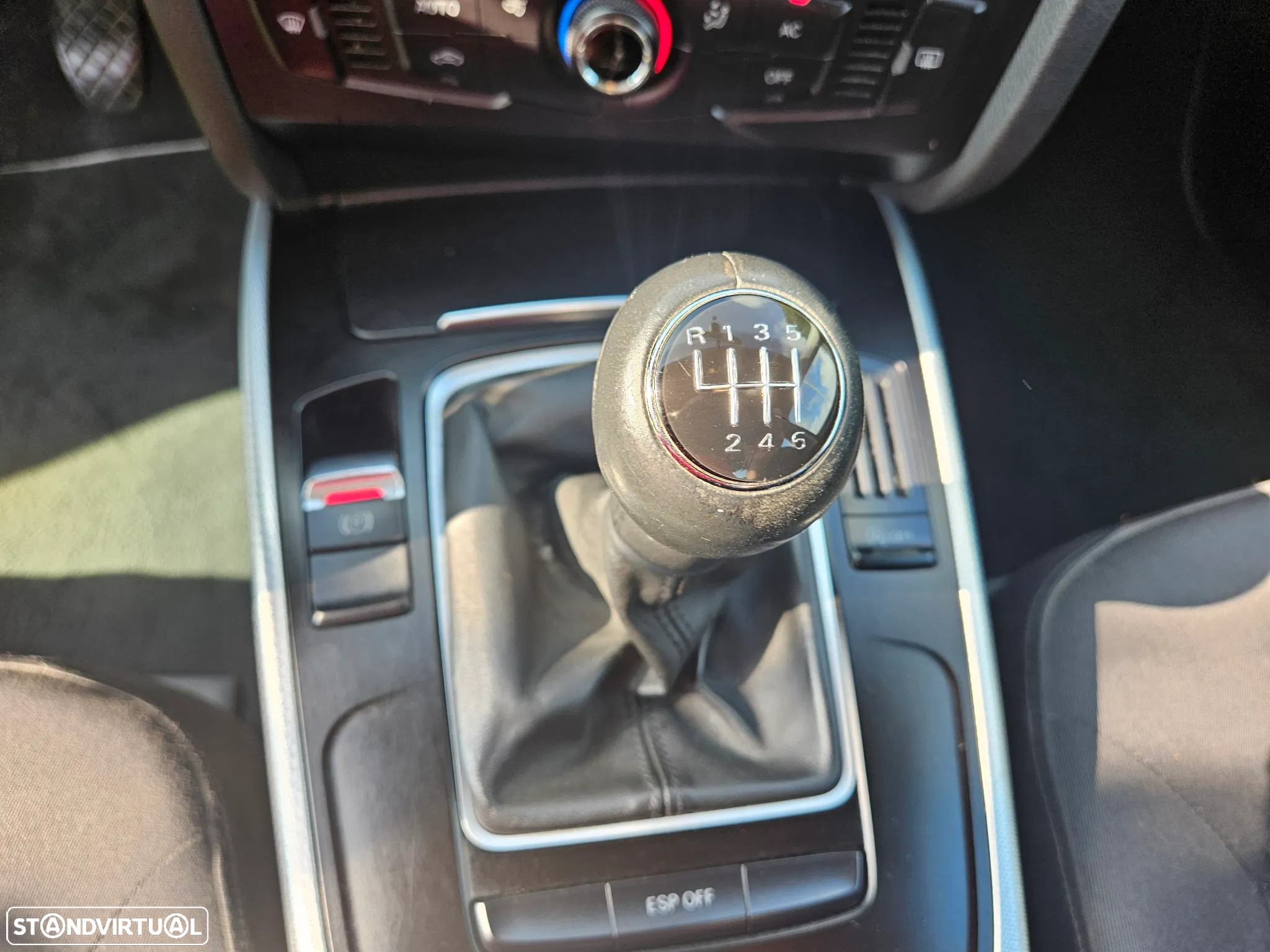 Audi A4 2.0 TDI exclusive - 25