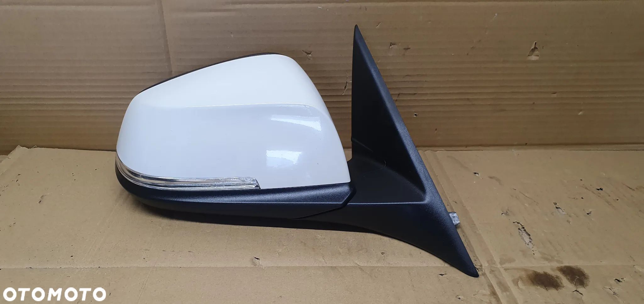 Lusterko zewnętrzne prawe 5 PIN BMW 3 F30 300 Europa - 1