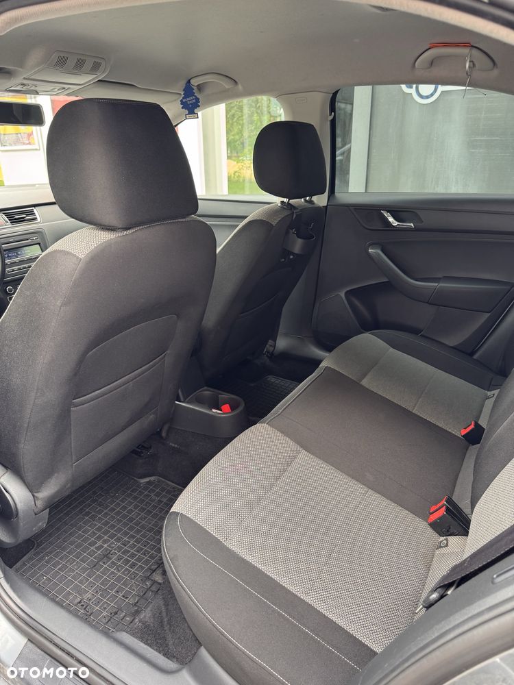Skoda RAPID - 8