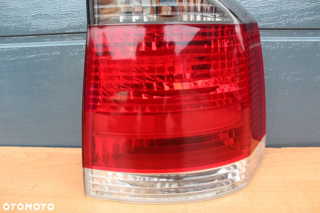 LAMPA PRAWY TYŁ TYLNA PRAWA OPEL VECTRA C HATCHBACK GTS - 3