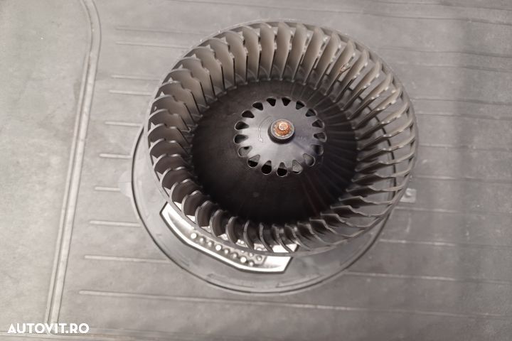 Ventilator aeroterma 5Q0907521F  5Q0907521F Skoda Octavia 3 [2013 - 2 - 3