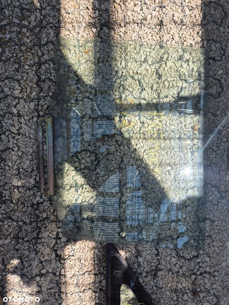 MAZDA / NISSAN SZYBY BOCZNE CZOŁOWE TYLNE - 7