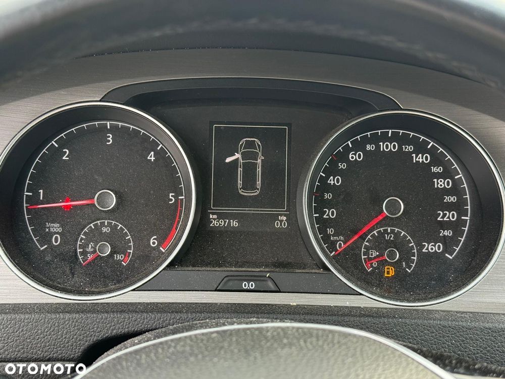 Volkswagen Golf Variant - 11