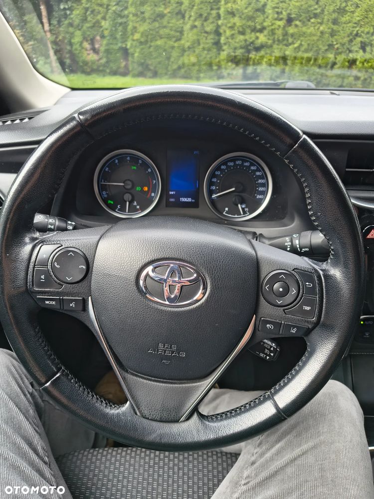 Toyota Corolla 1.6 Premium - 6