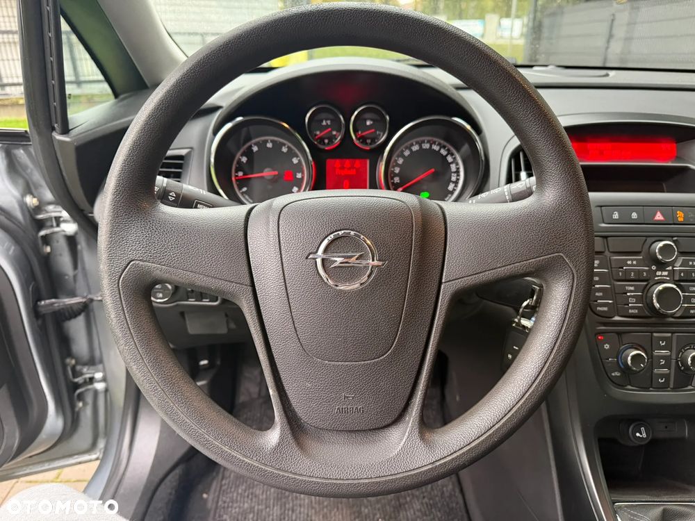 Opel Astra - 17