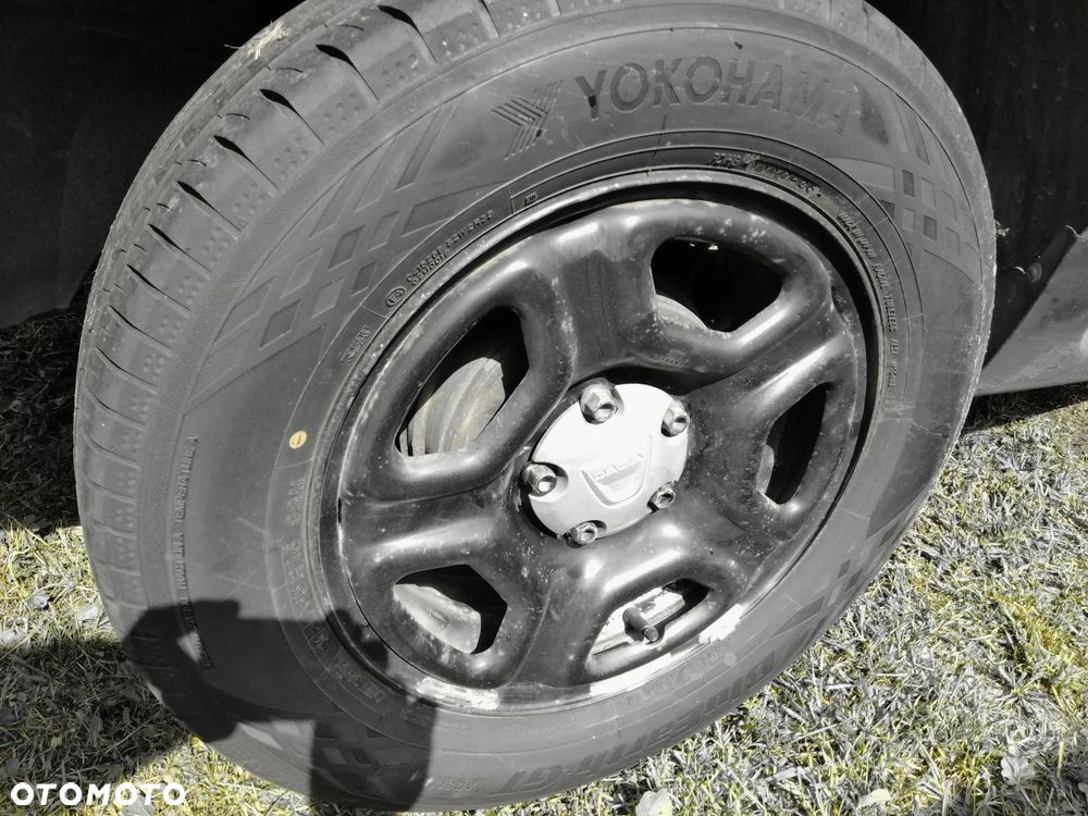 DACIA DUSTER 4 SZT KOLA 16'' 215 65 STALOWE FELGI OPONY DOT26 YOKOHAMA CENA Z DOSTAWA - 1